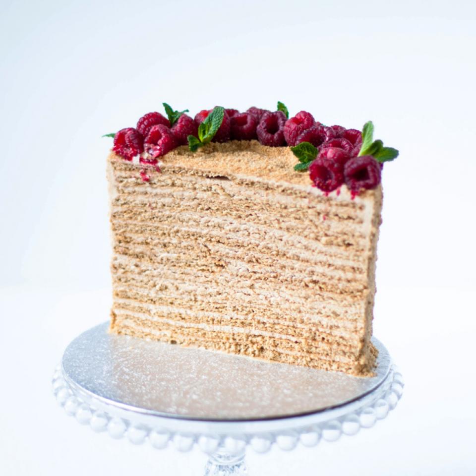 Medovik 8" honey caramel cake £70.00 buy online home delivery London